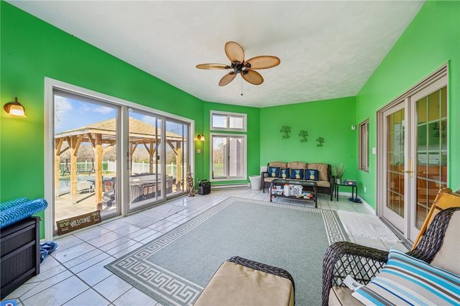 221 Pitgas Rd, House other with 5 bedrooms, 5 bathrooms and 3 parking in Clarksville PA | Image 25