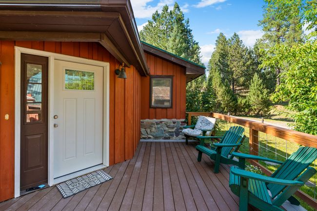 Front entry | Image 8