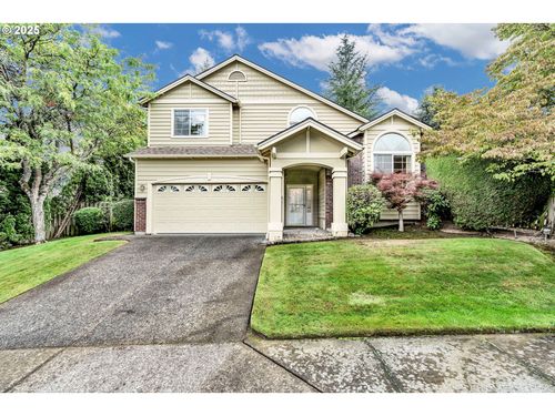 12239 Se Ashley St, Clackamas, OR, 97015-8626 | Card Image