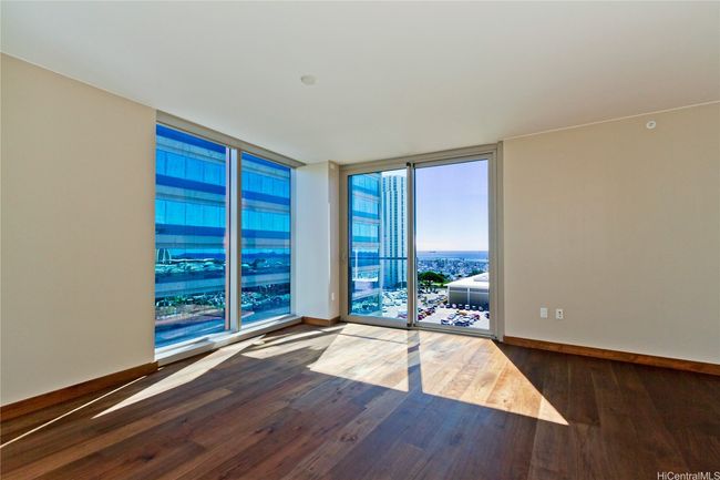 APT-1110 - 1555 Kapiolani Blvd, House other with 2 bedrooms, 2 bathrooms and 2 parking in Honolulu HI | Image 6