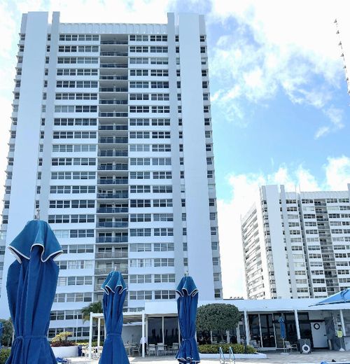 1107-1904 S Ocean Dr, Hallandale Beach, FL, 33009-5956 | Card Image
