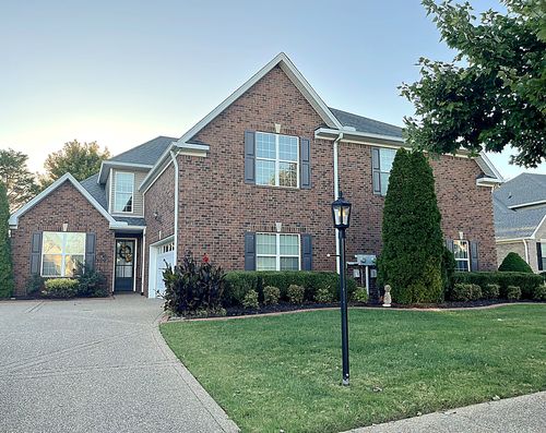 1009 Larkwood Dr, Hermitage, TN, 37076-5612 | Card Image