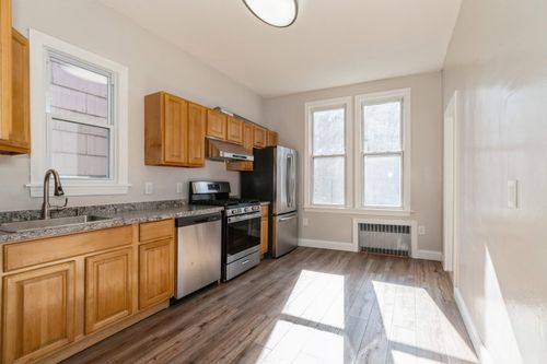 2-1902 Palisade Ave, Union City, NJ, 07087-4428 | Card Image