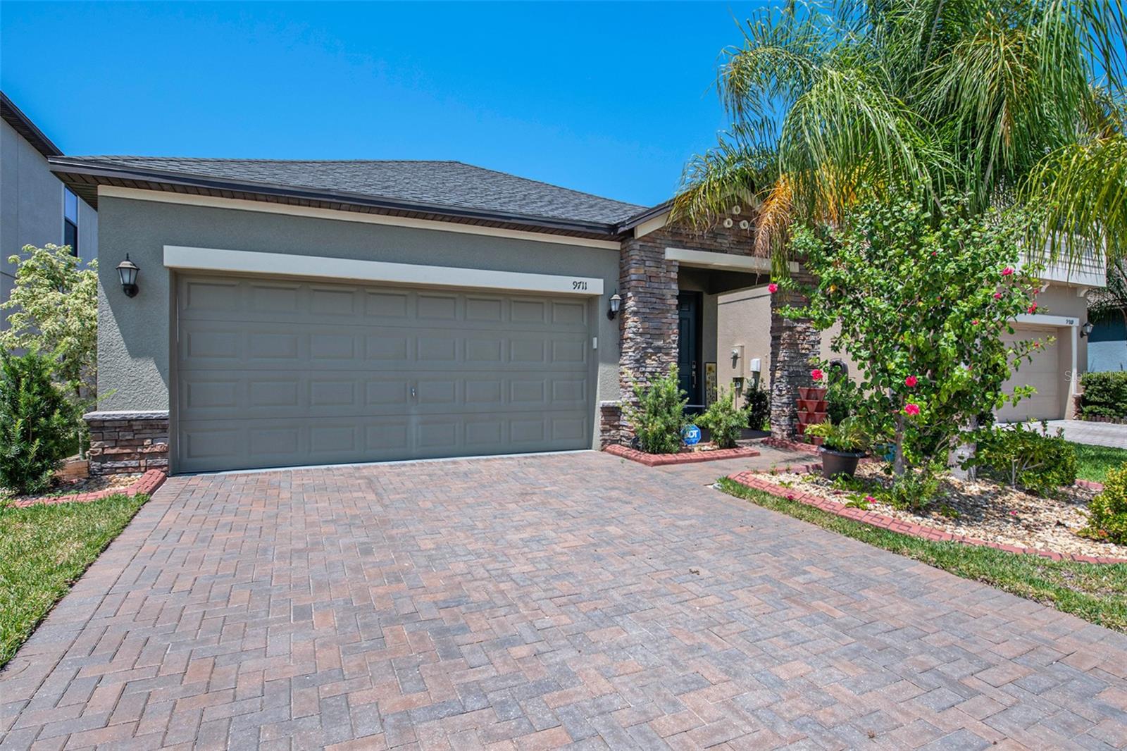 Ivory Dr, Sun City Center, FL 33573