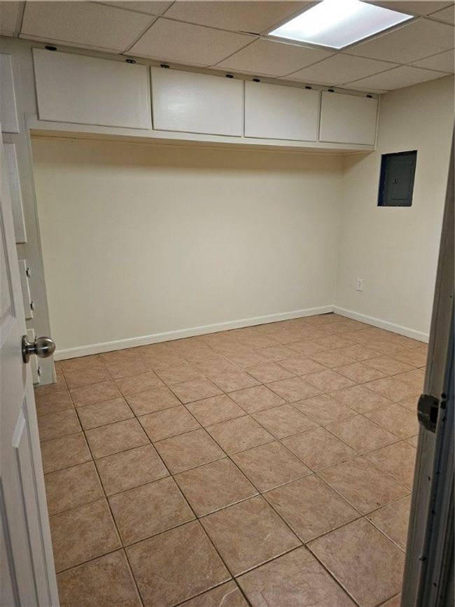 UNIT-606 - 351 New London Ave, Condo with 2 bedrooms, 2 bathrooms and 2 parking in Warwick RI | Image 18