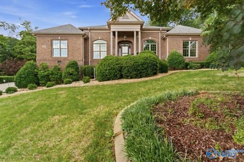 2909 Smoketree Cir Ne, Huntsville, AL, 35811-2601 | Card Image