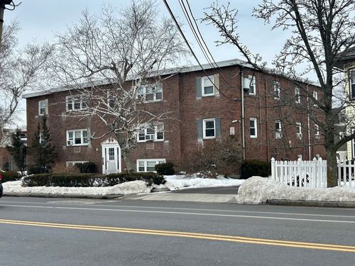 apt-4-114 Willard St, Quincy, MA, 02169-1542 | Card Image