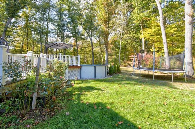 7 Red Oak Ln, House other with 4 bedrooms, 3 bathrooms and null parking in Norwalk CT | Image 34