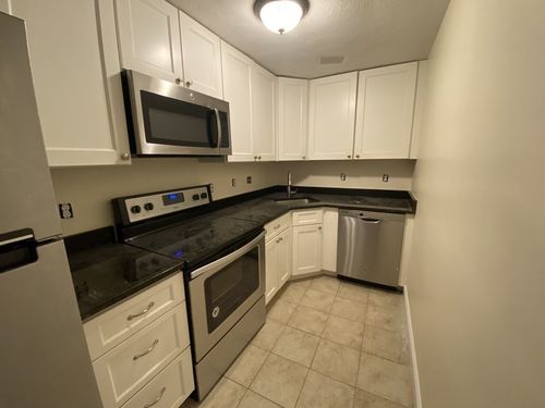 apt-7-217 Kent St, Brookline, MA, 02446-5405 | Card Image