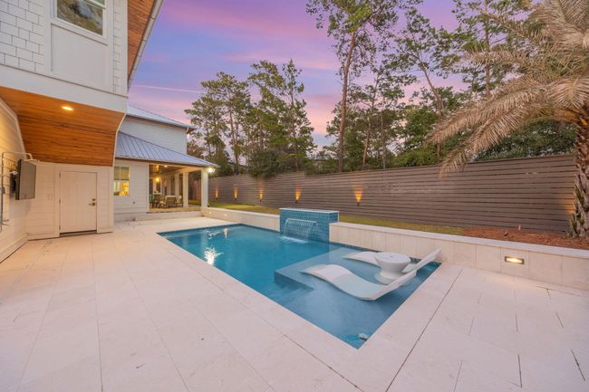 290 Seabreeze Blvd | Image 73