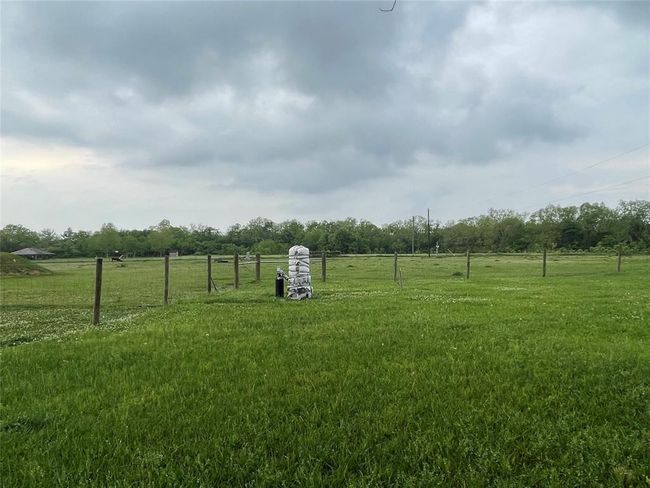 3295 Fm 524 Rd, House other with 3 bedrooms, 3 bathrooms and 2 parking in Sweeny TX | Image 11