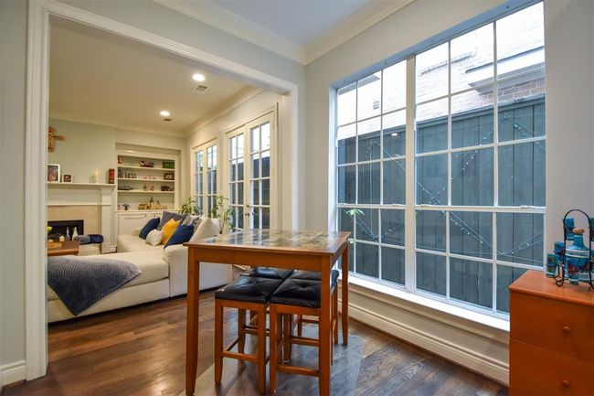 Breakfast area an open layout andconnects to the kitchen area | Image 11