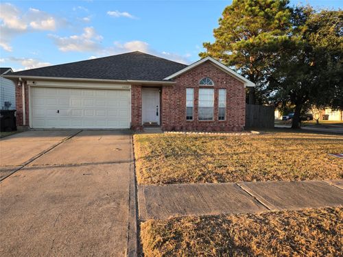 24202 Bar Kay Ln, Hockley, TX, 77447-7871 | Card Image