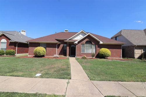 509 Hunters Creek Dr, Mesquite, TX, 75150-8027 | Card Image