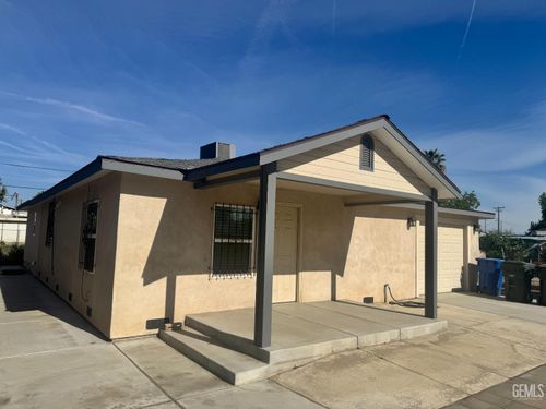 10909 Santa Ana Street, Lamont, CA, 93241 | Card Image