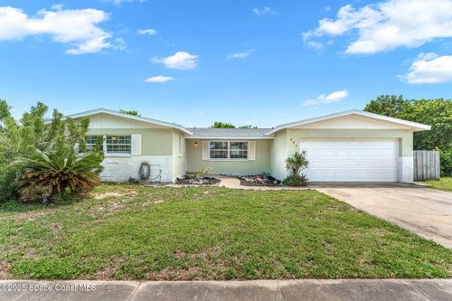 947 Bluewater Dr, Indian Harbour Beach, FL, 32937-2785 | Card Image