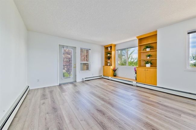 201 - 550 Prominence Rise Sw, Condo with 2 bedrooms, 2 bathrooms and 1 parking in Calgary AB | Image 7
