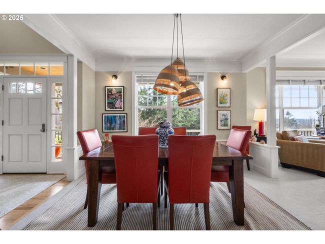 2115 Fircrest Dr, House other with 4 bedrooms, 3 bathrooms and 2 parking in West Linn OR | Image 6