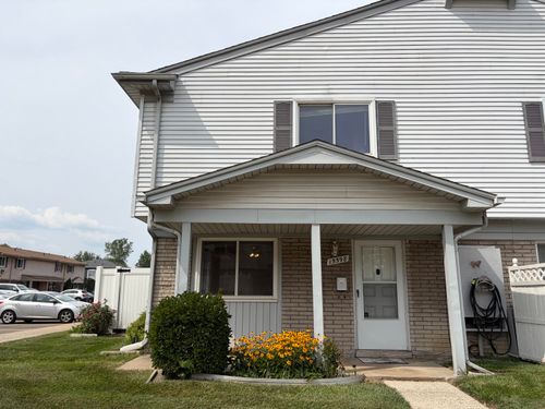 15598 Dupage Blvd, Taylor, MI, 48180-6021 | Card Image