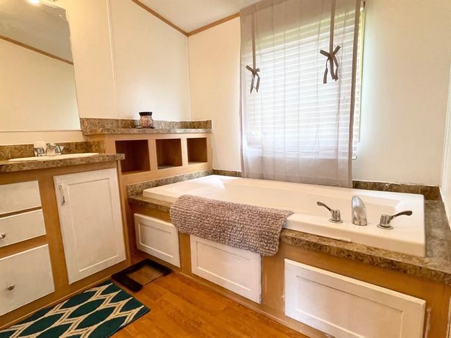 Primary bath with large soaker tub | Image 17