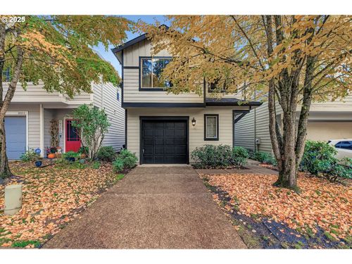 8025 Se Sporri Ln, Milwaukie, OR, 97267-1186 | Card Image