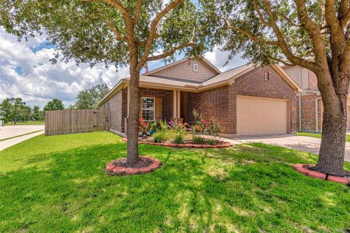 18203 Canary Bluff Ln, Cypress, TX, 77433-4574 | Card Image