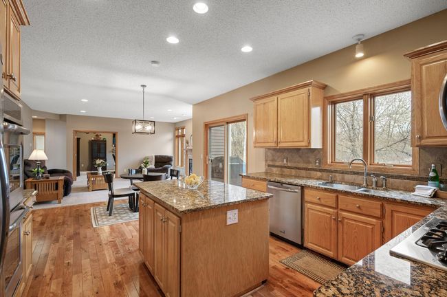 27_17606_93rd27_mls.jpg | Image 35