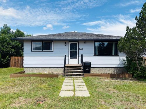 208 5 Ave E, Oyen, AB, T0J2J0 | Card Image