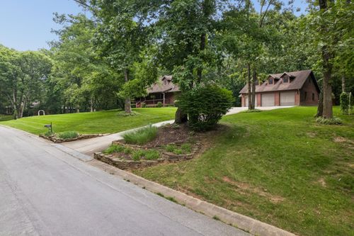 3526 S Woodland Trail Avenue, Springfield, MO, 65809 | Card Image