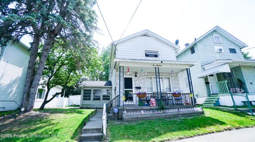 517 Emmett St, Scranton, PA, 18505-1016 | Card Image