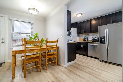 apt-4-1046 E Main St, Stamford, CT, 06902-4338 | Card Image