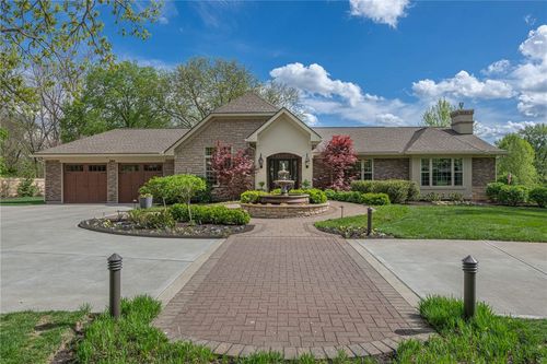 317 Colonial Ln, Dayton, OH, 45429-2183 | Card Image