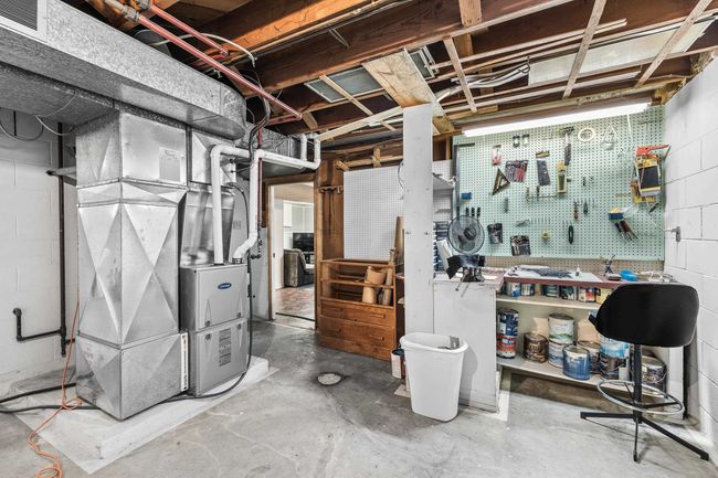 425 3 Rd St, House other with 4 bedrooms, 2 bathrooms and null parking in Stevens Point WI | Image 38