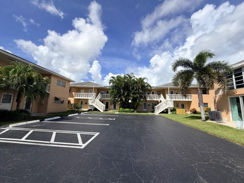 apt-206-2101 1st Ct, Boynton Beach, FL, 33435-2308 | Card Image