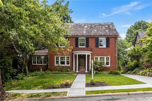 811 W Monroe Cir, Pittsburgh, PA, 15229-1279 | Card Image
