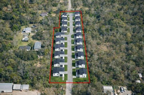 6423 Grove Pt, Houston, TX, 77066 | Card Image