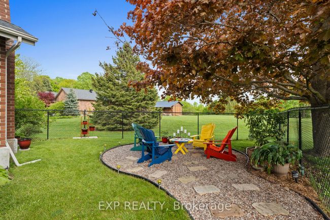 4 Barry Burn Crt, House other with 4 bedrooms, 3 bathrooms and 10 parking in Nepean ON | Image 39