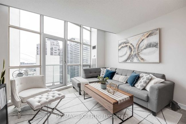 LPH14 - 36 Blue Jays Way, Condo with 2 bedrooms, 2 bathrooms and null parking in Toronto ON | Image 12
