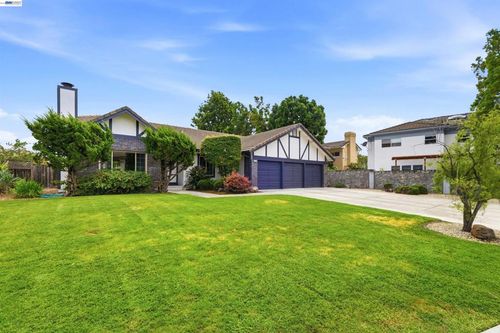 38625 Oliver Way, Fremont, CA, 94536-4476 | Card Image