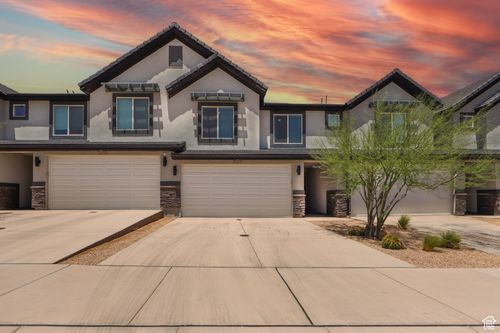 3259 E Labyrinth Point Cir, Washington, UT, 84780-3633 | Card Image