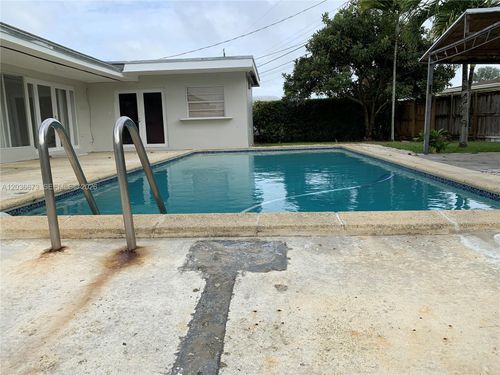 2025 Sw 84th Ct, Miami, FL, 33155 | Card Image