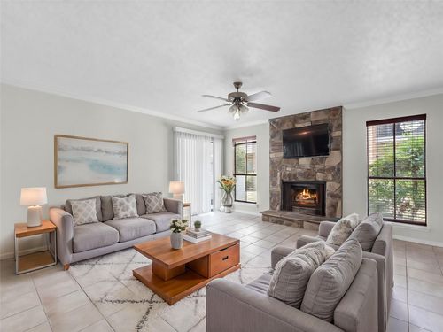 apt-87-17401 Red Oak Dr, Houston, TX, 77090-1262 | Card Image