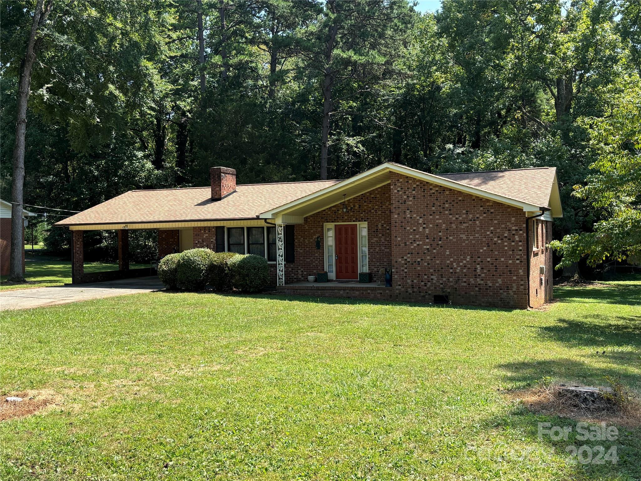 Robinhood Ln, Kannapolis, NC 28081