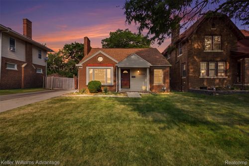 15354 Archdale St, Detroit, MI, 48227-1504 | Card Image
