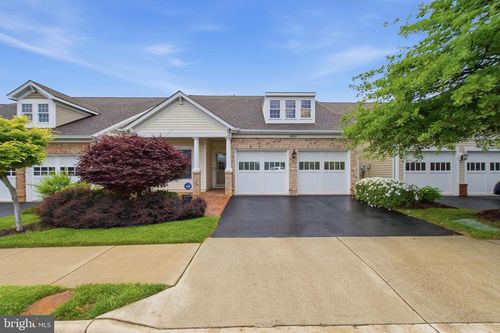 8932 Pink Carnation Ct, LORTON, VA, 22079-5699 | Card Image