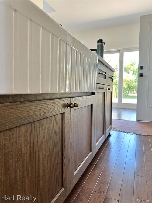 2820 Angle St, Marlette, MI, 48453-1066 | Card Image