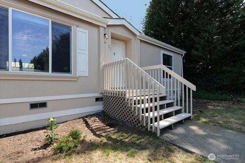 spc-e1-31600 126th Ave Se, Auburn, WA, 98092-3503 | Card Image