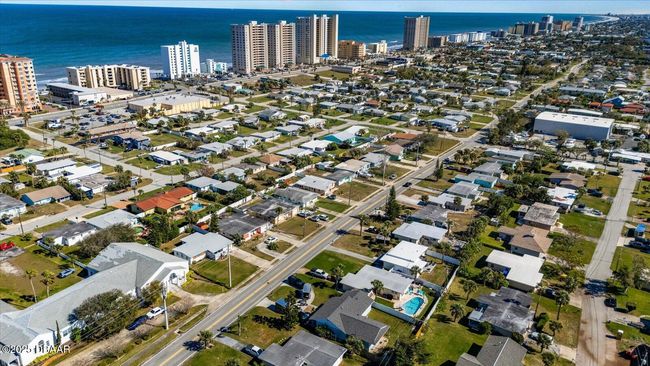 3227 S Peninsula Dr, House other with 2 bedrooms, 2 bathrooms and null parking in DAYTONA BEACH SHORES FL | Image 38