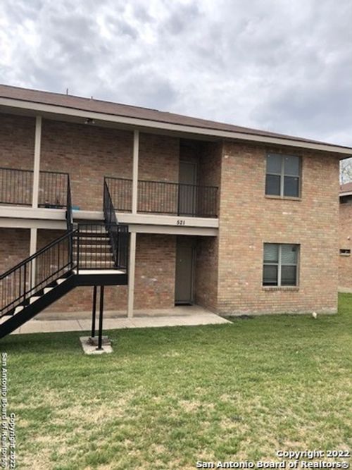 apt-4-521 Dukeway, Universal City, TX, 78148-3773 | Card Image