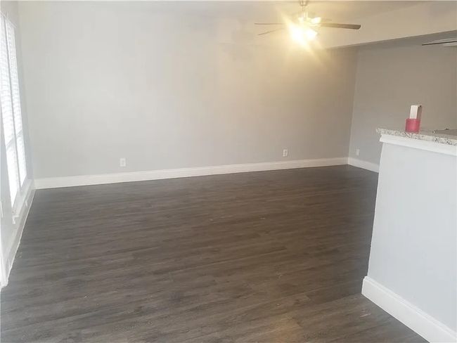APT-115 - 6509 Berkman Dr, Condo with 2 bedrooms, 1 bathrooms and 2 parking in Austin TX | Image 9
